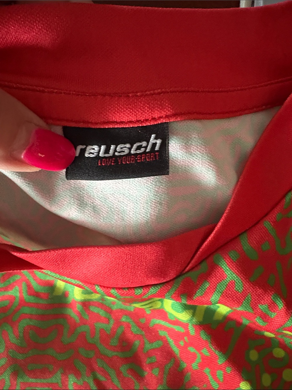 Reusch Men's Long-Sleeve Goalkeeper Jersey in Red and Green - Picture 2 of 5